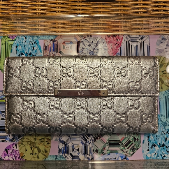 Host pick Gucci Guccissima Silver NWT vintage! - Picture 11 of 17